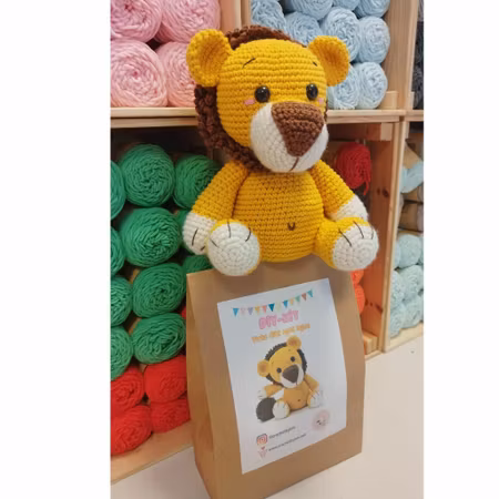 DIY kit Lejon Limbani • Safari • Virkset gosedjur • DIY-kit • Crochetbykim