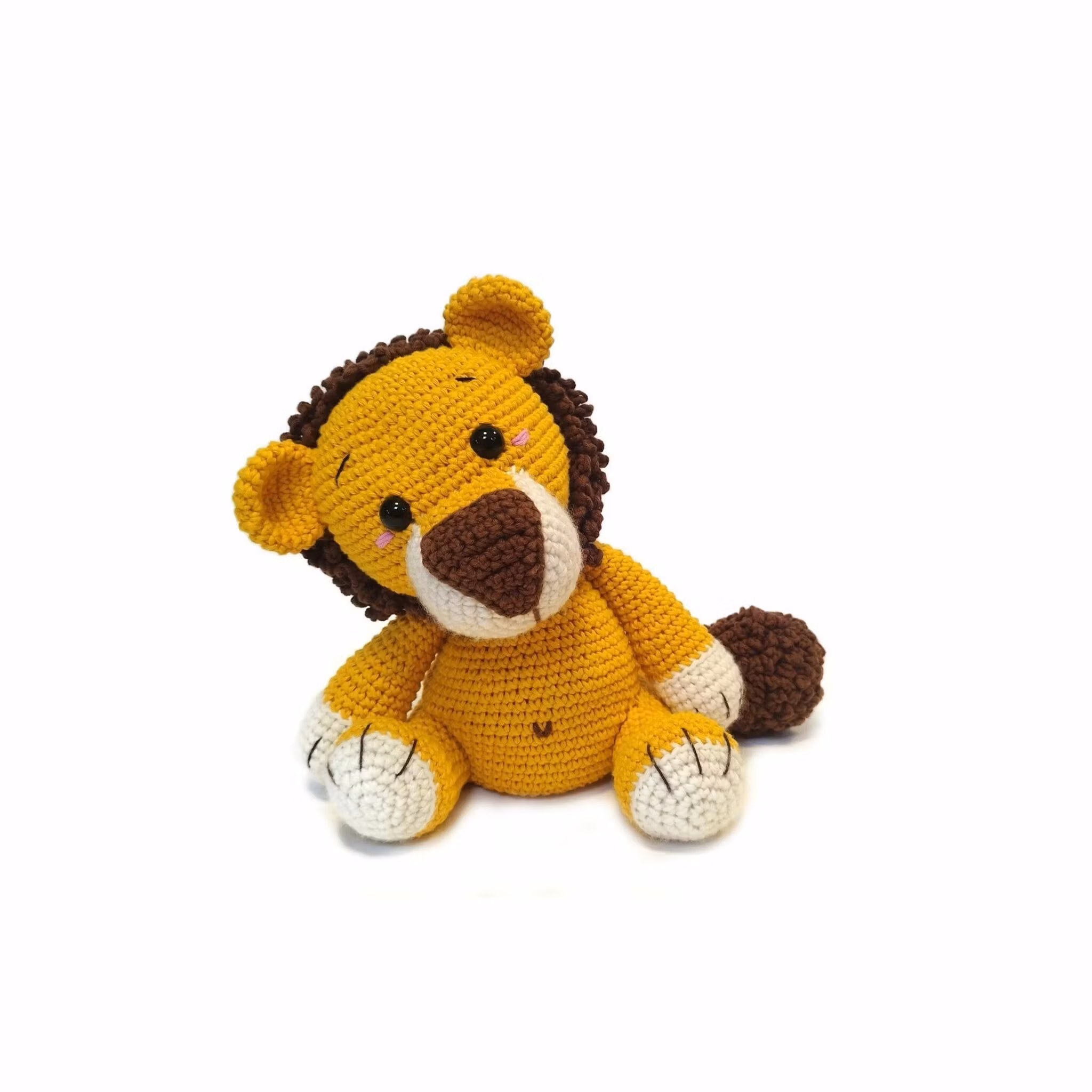 DIY kit Lejon Limbani • Safari • Virkset gosedjur • DIY-kit • Crochetbykim