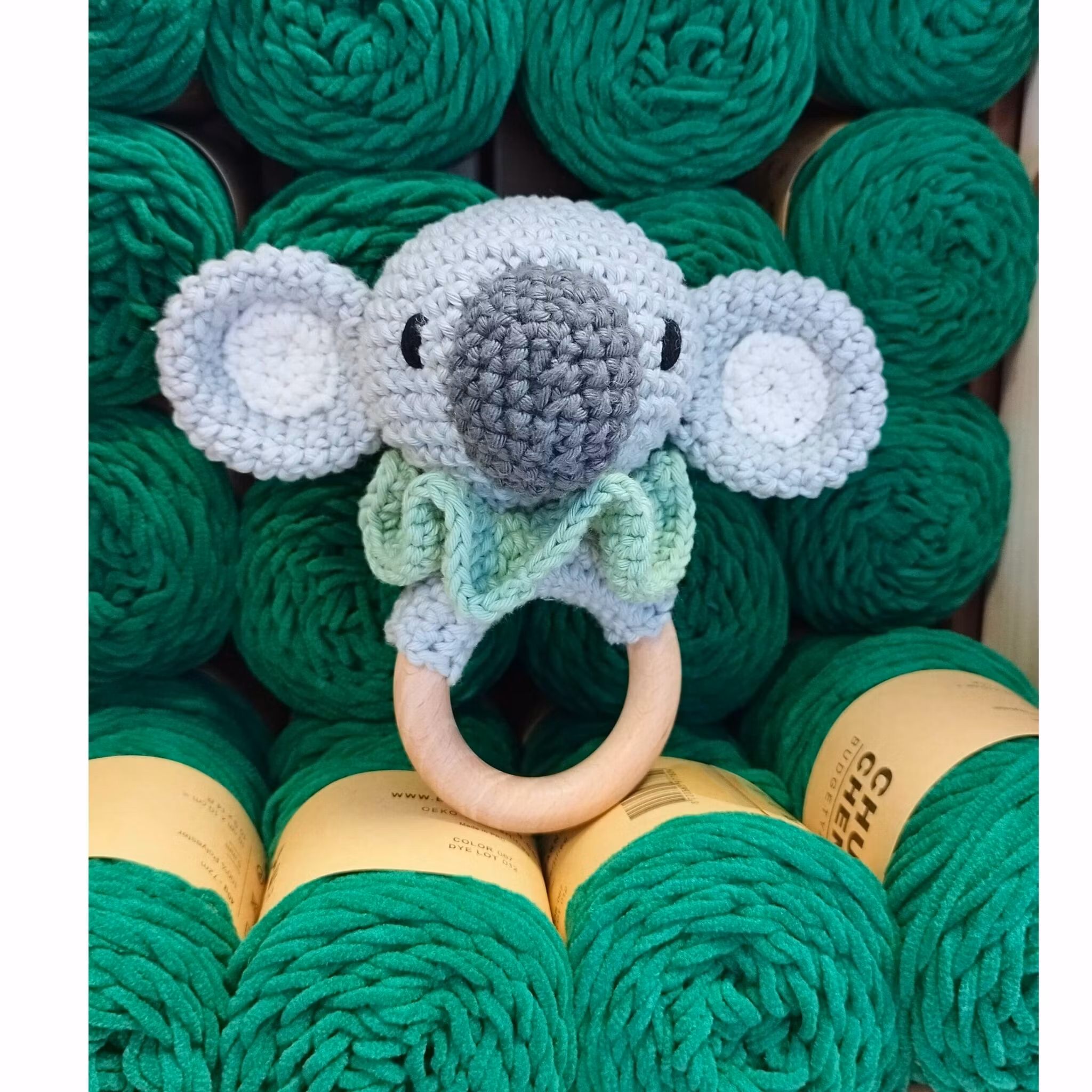 VIRKMÖNSTER Bitring Koala • Baby skallra • amigurumi virkbeskrivning • crochetbykim • PDF