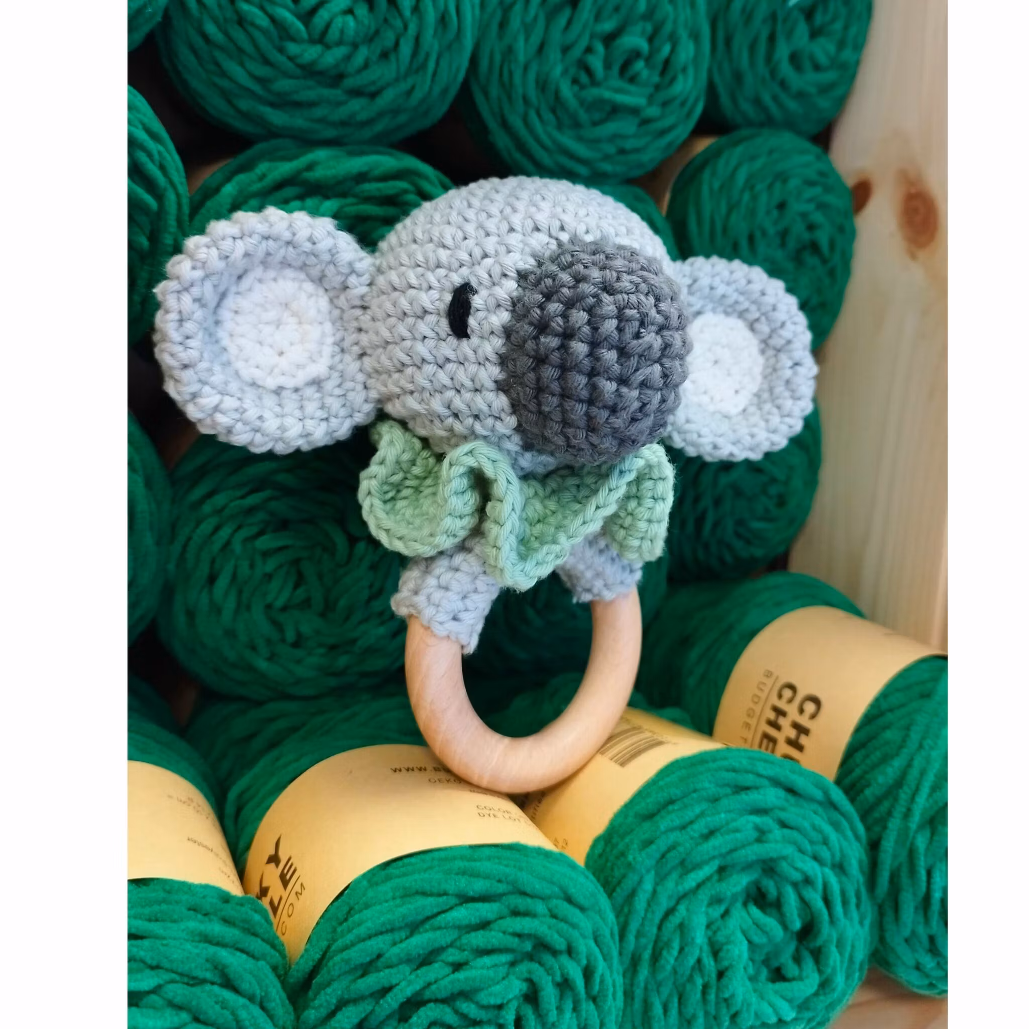 VIRKMÖNSTER Bitring Koala • Baby skallra • amigurumi virkbeskrivning • crochetbykim • PDF