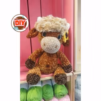 DIY kit Höglandsko EVELYN Velvet Mini Junior • Safari • Virkset gosedjur • Do it yourself kit • Crochetbykim