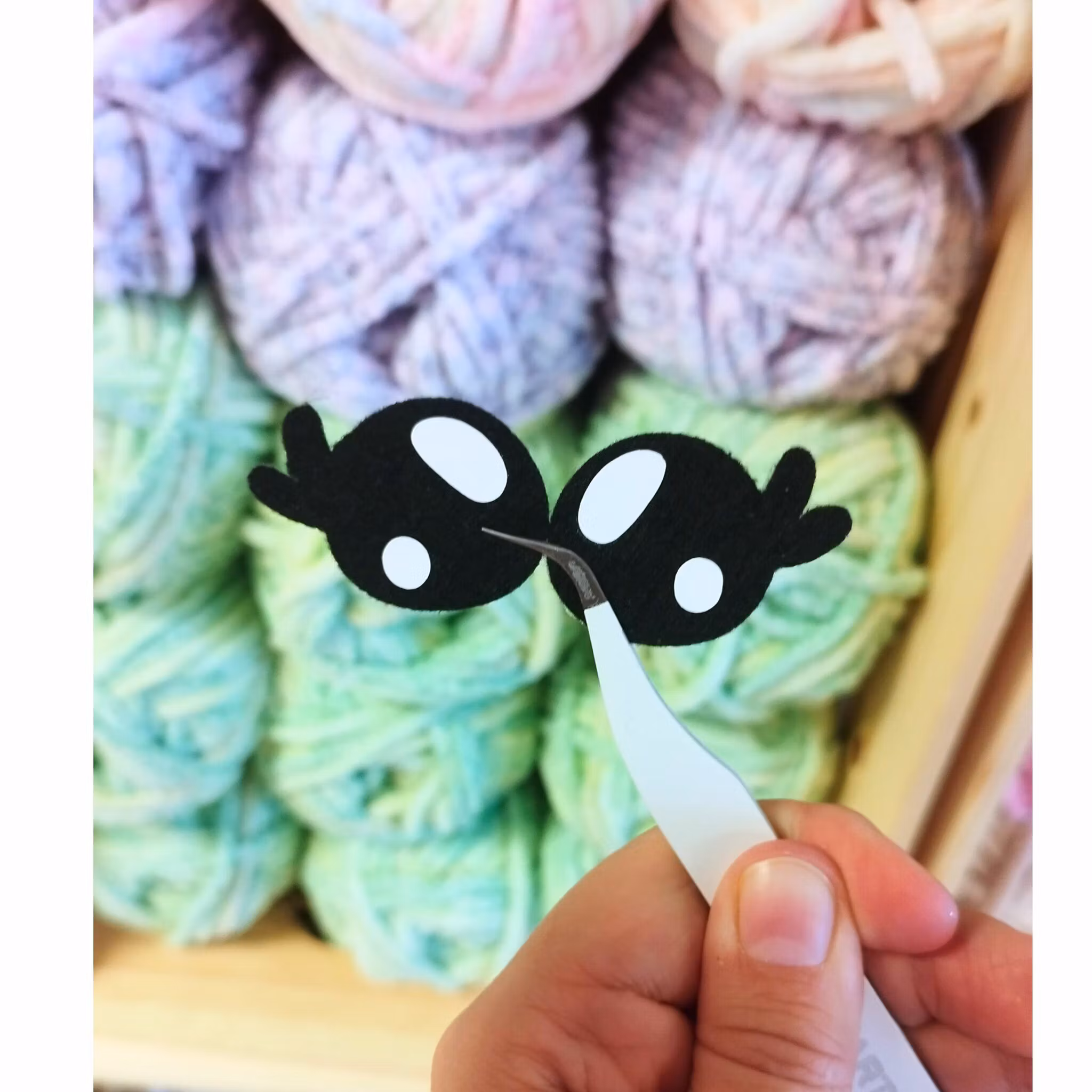 Handgjorda filtögon 30 mm med ögonfransar • amigurumi ögon • tecknade ögon • Felt eyes