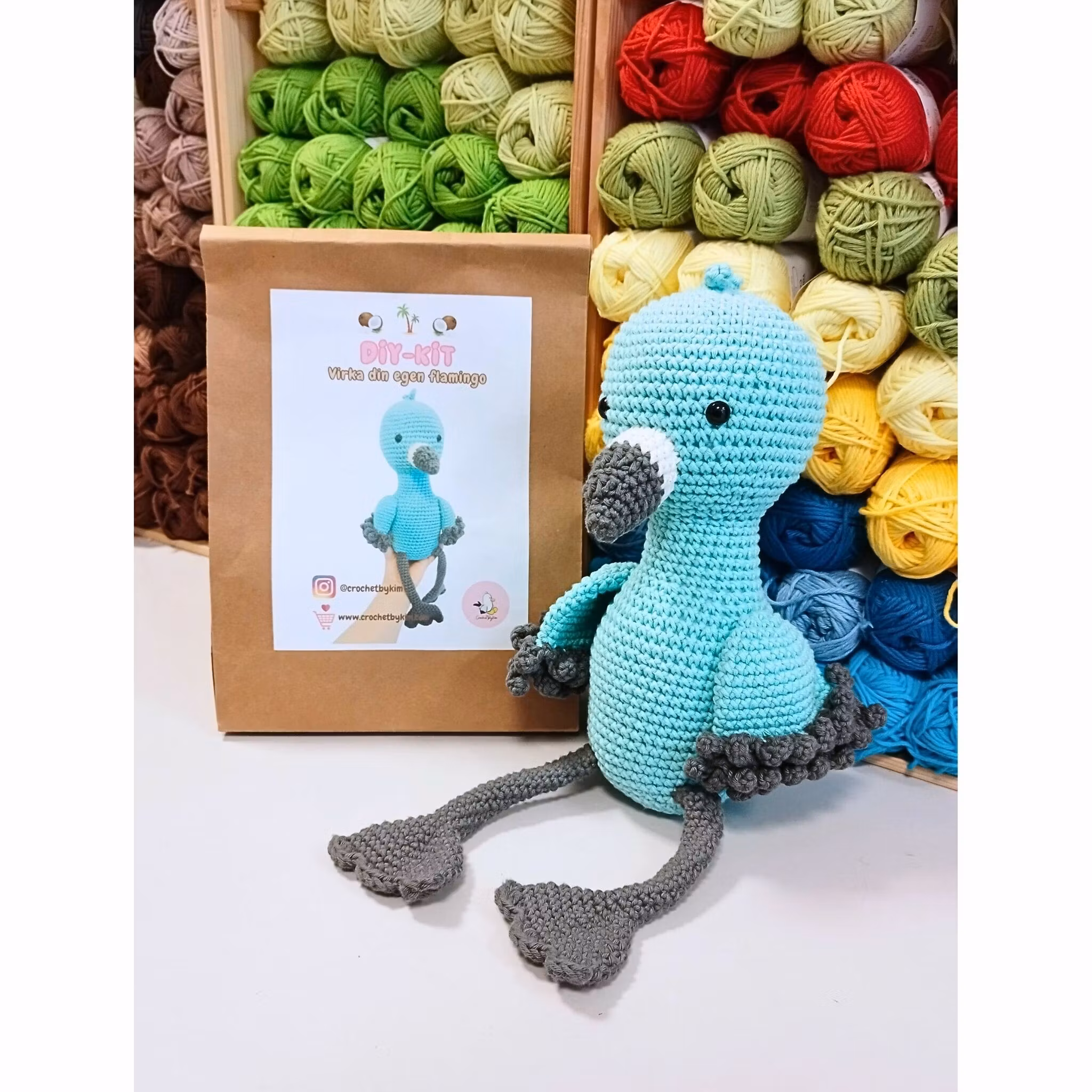 🧶 Virka flamingo gosedjur – komplett DIY kit för amigurumi 🦩