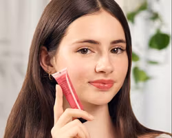 Evolve Bio-Retinol Glossy Lip Oil 15ml