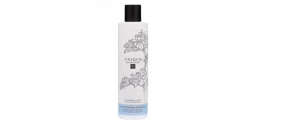 Unique Beauty Moisturizing Shampoo i bio-flaske – økologisk, vegansk og fuktighetsgivende med risproteiner og duft av røde bær.