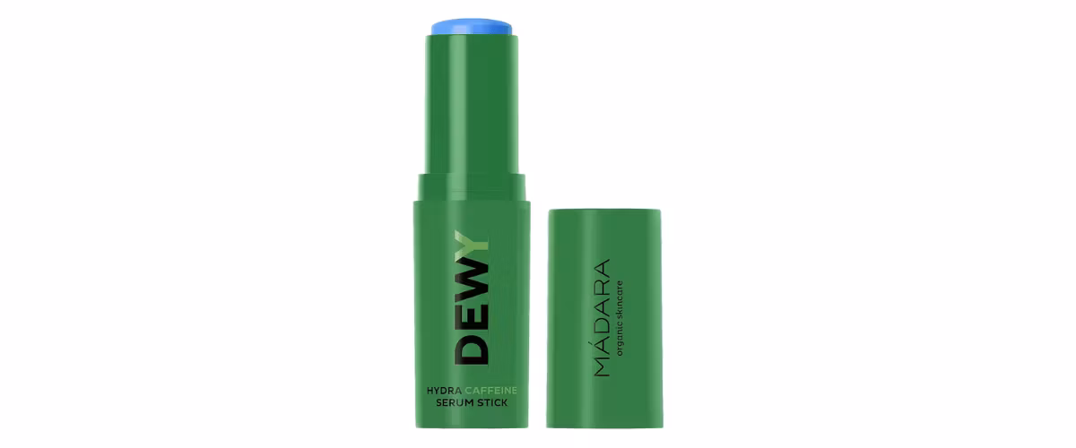 MÁDARA DEWY Hydra Caffeine Serum Stick – fuktighetsgivende glow stick med koffein for trøtt hud