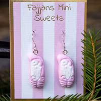 Earrings, Skumtomtar