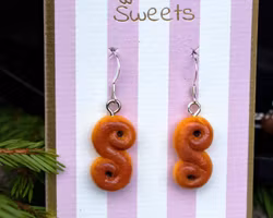 Earrings, Lussebullar