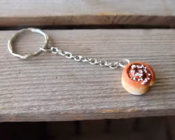 Keychain, cinnamon roll