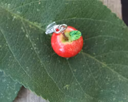 Halsbandshänge, äpple 🍎