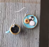 Earrings, blue cookie plate with coffee cup