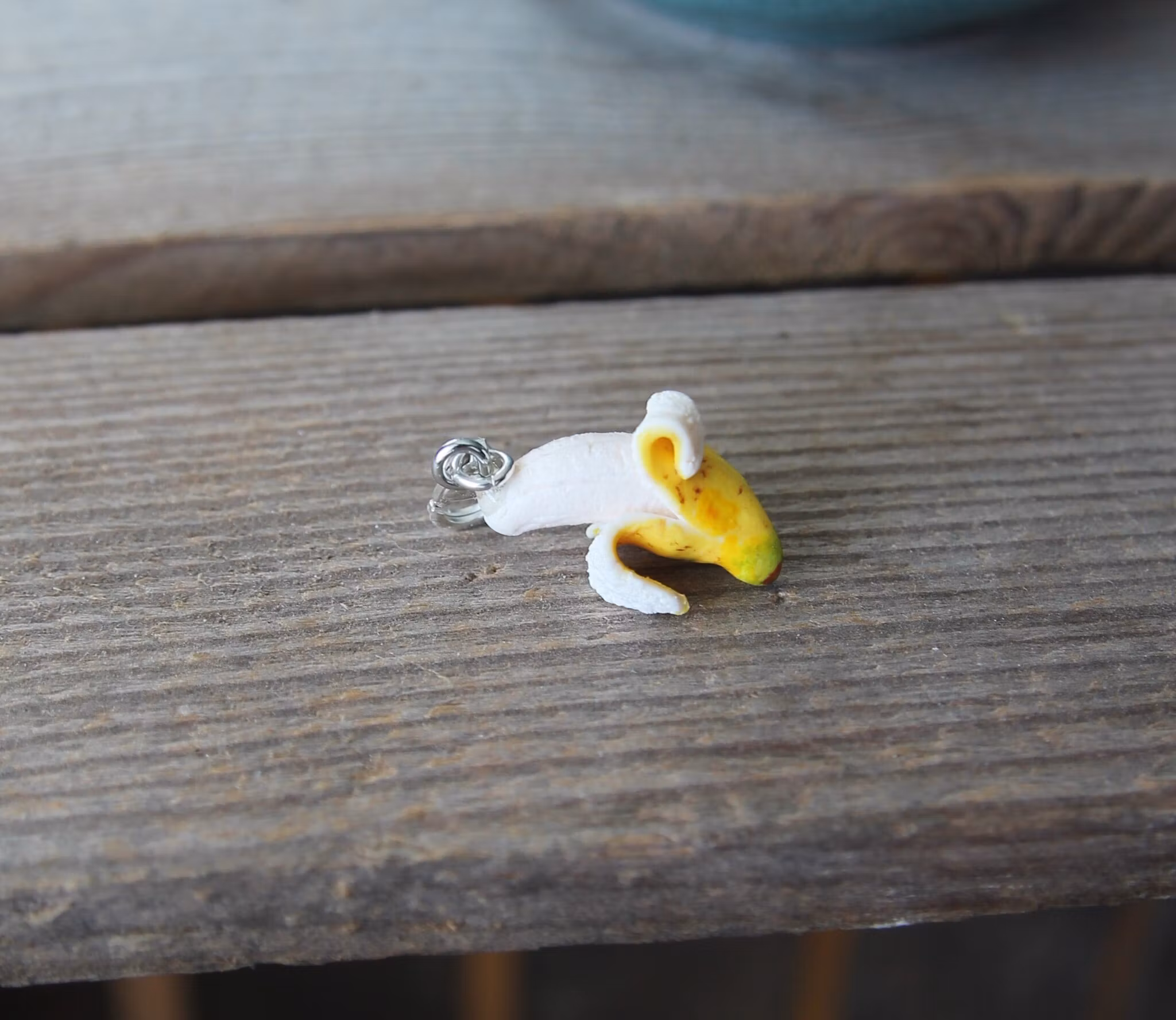 Halsbandshänge, skalad banan