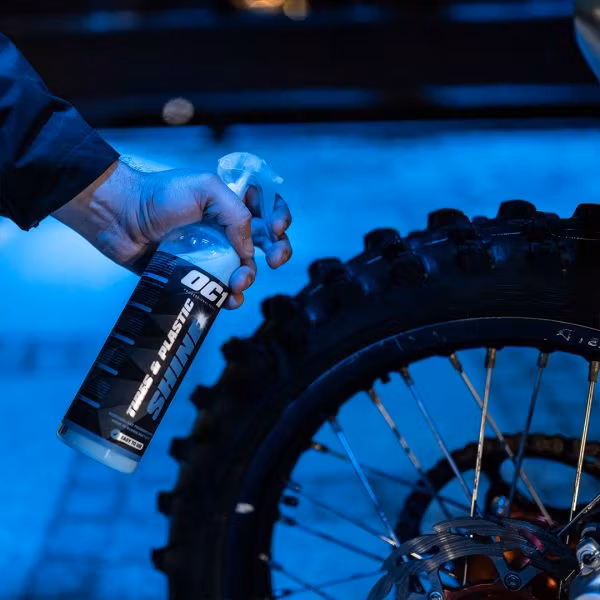 OC1 Tires&Plastic Shine 0,45L