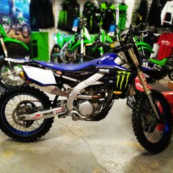 Yamaha YZF 250 2021 monster edition