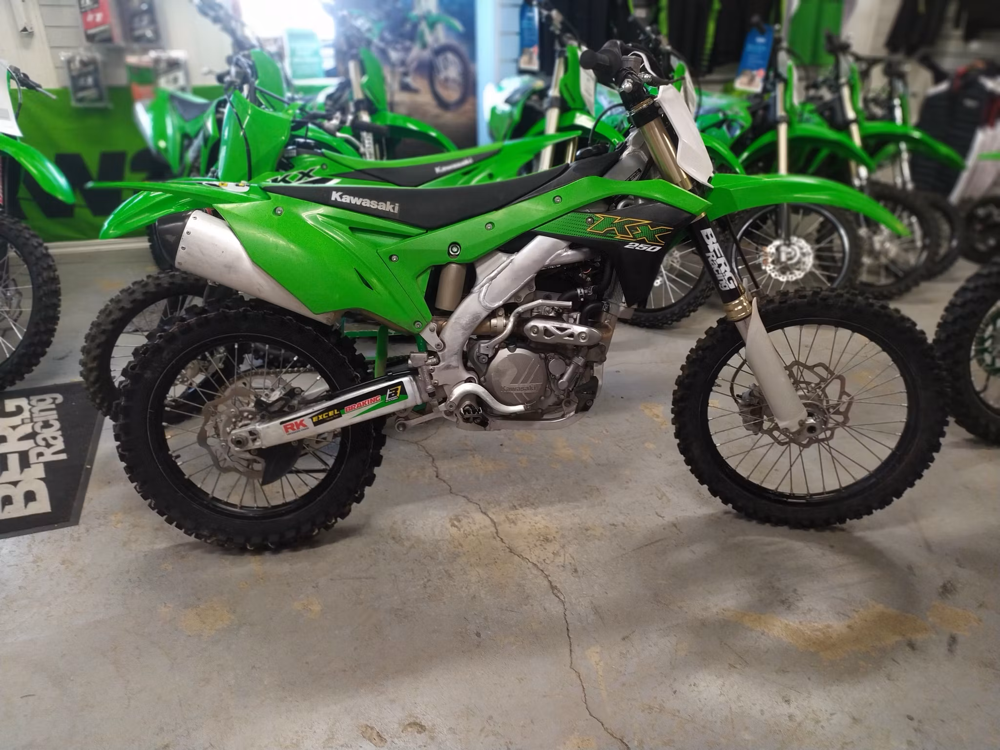 Kawasaki KX 250 2020 19 tim