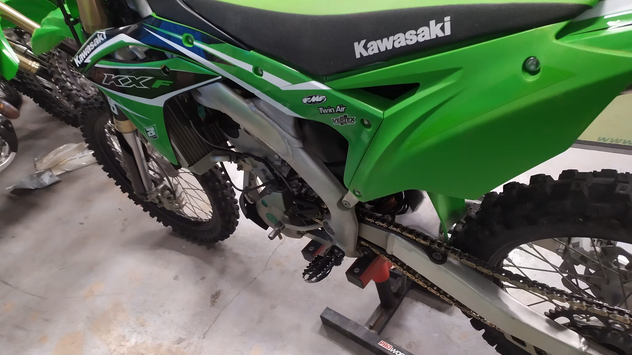 Kawasaki KX250 F 2020 29 tim