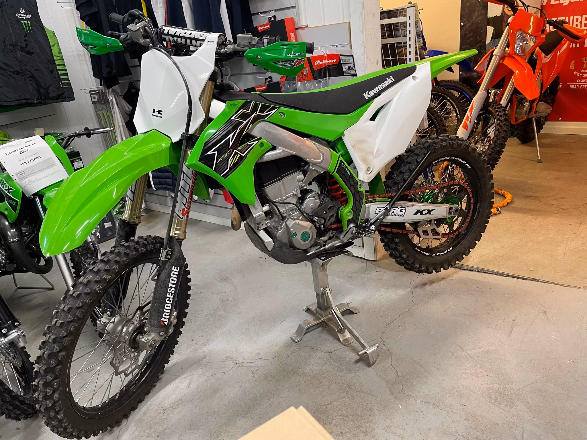 Kawasaki KX 450  2019 med18 tums hjul bak  Rekluse Koppling