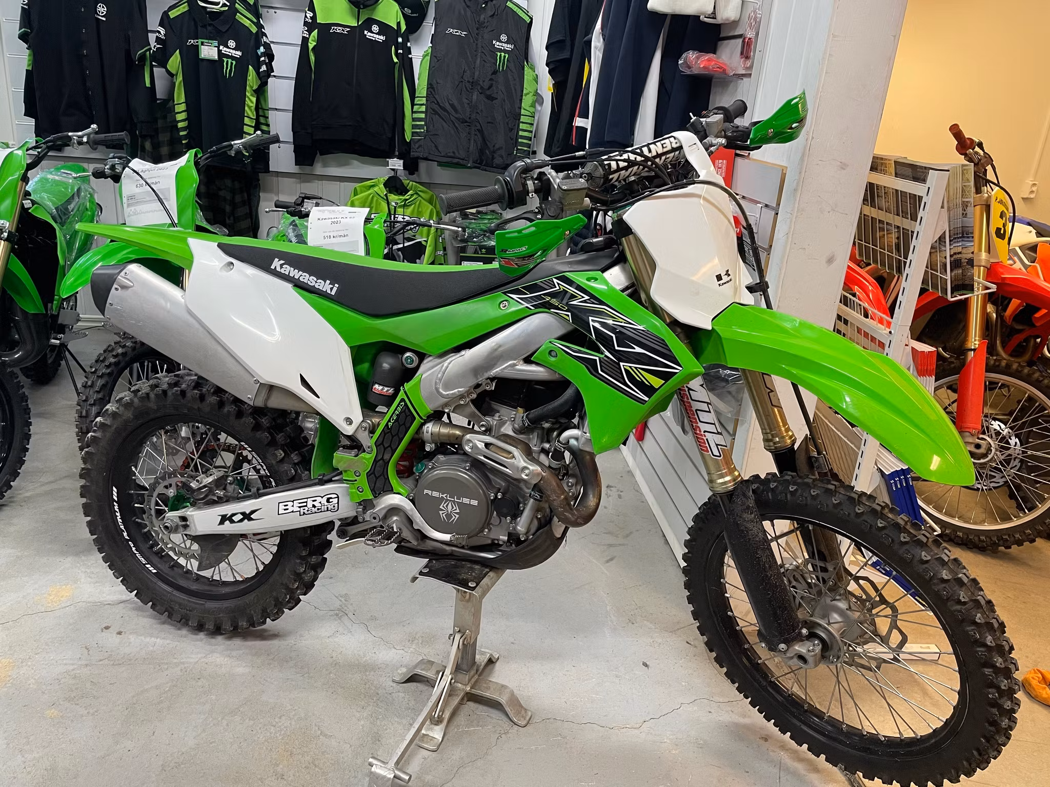 Kawasaki KX 450  2019 med18 tums hjul bak  Rekluse Koppling