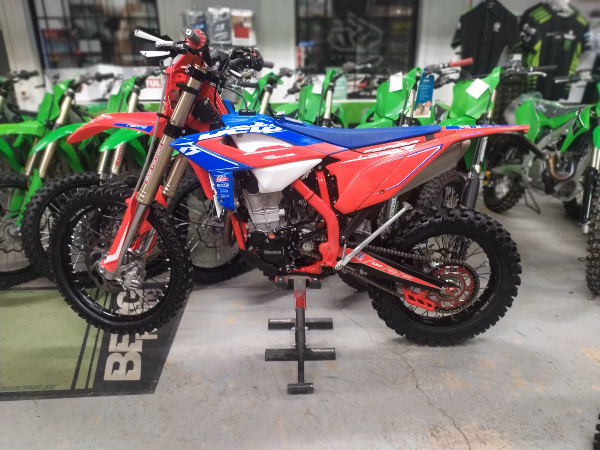 Beta 430 2023 Kayaba Fjädring  Demo