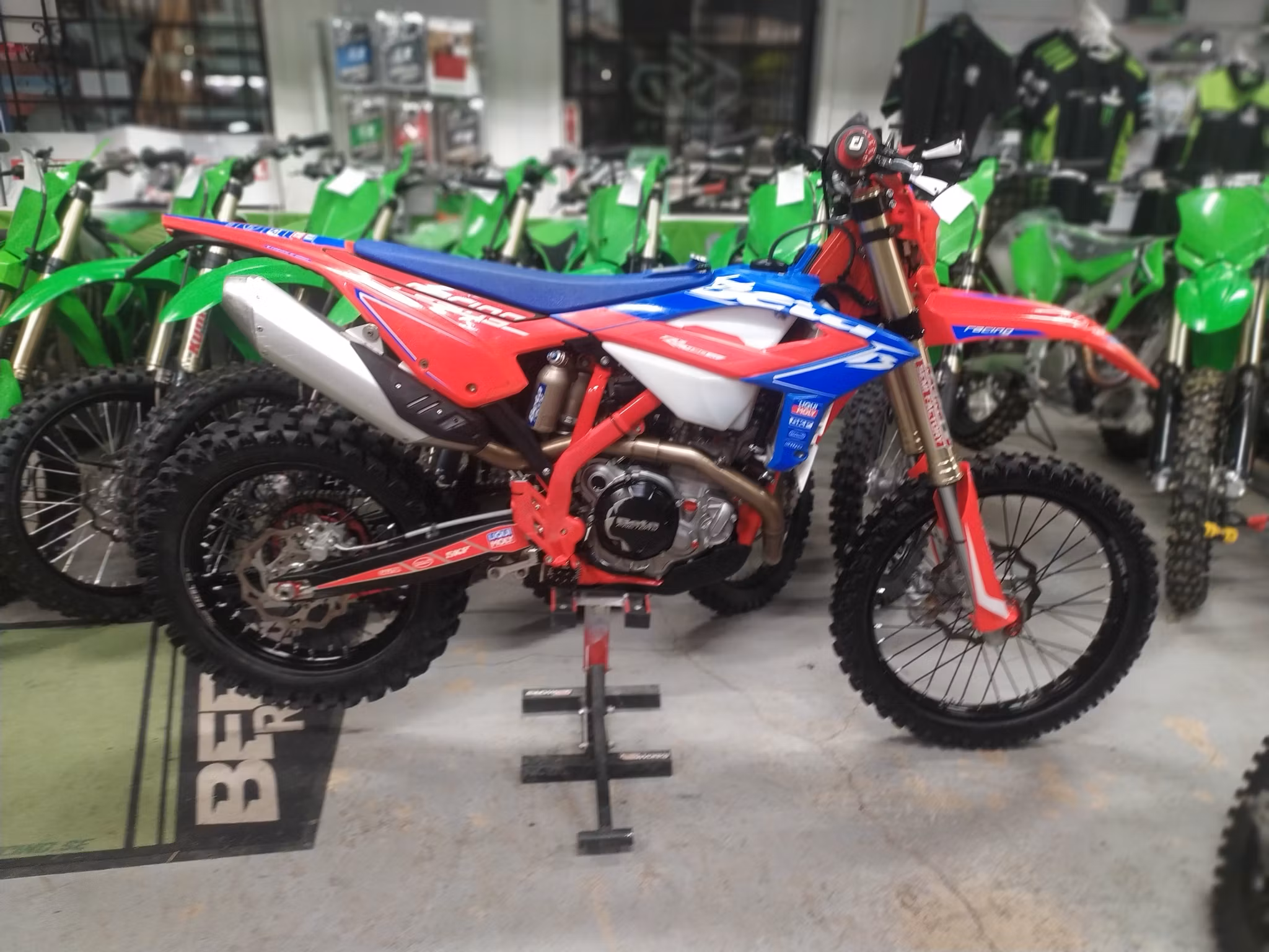 Beta 430 2023 Kayaba Fjädring  Demo