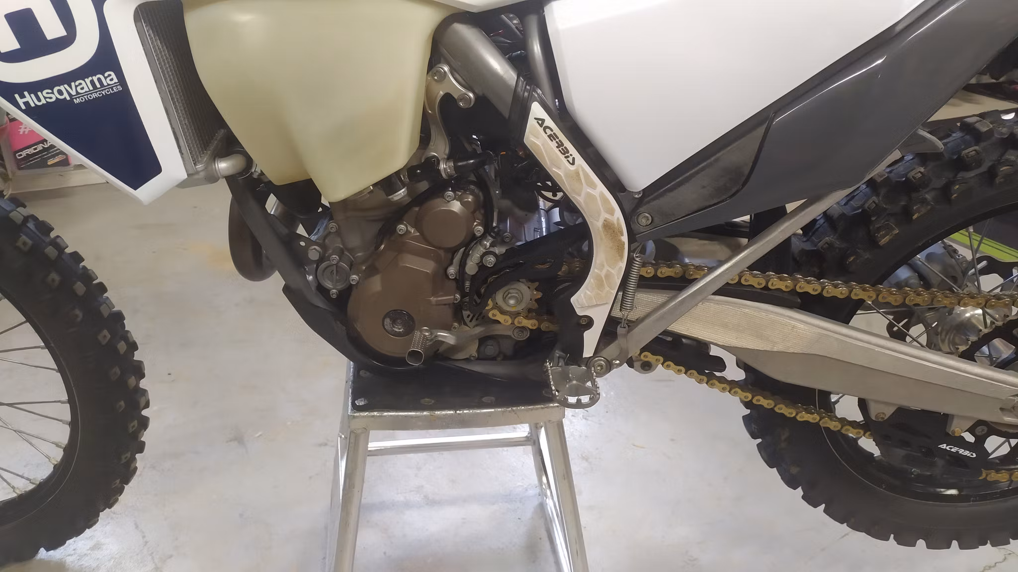 Husqvarna Enduro 250 2022