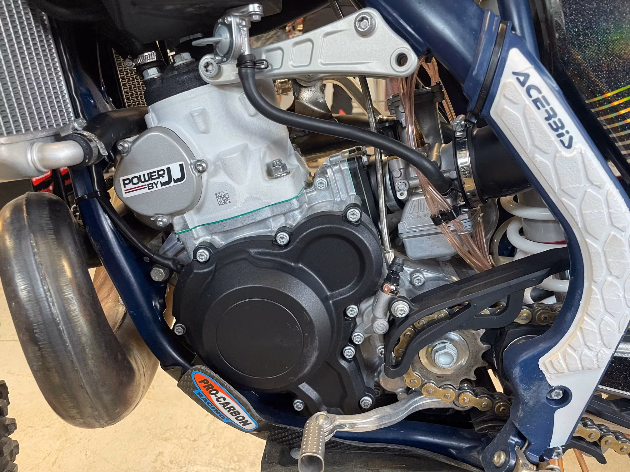 Husqvarna TC 250 2022 med endast 8, 5 timmar