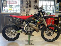 Husqvarna TC 250 2022 med endast 8, 5 timmar