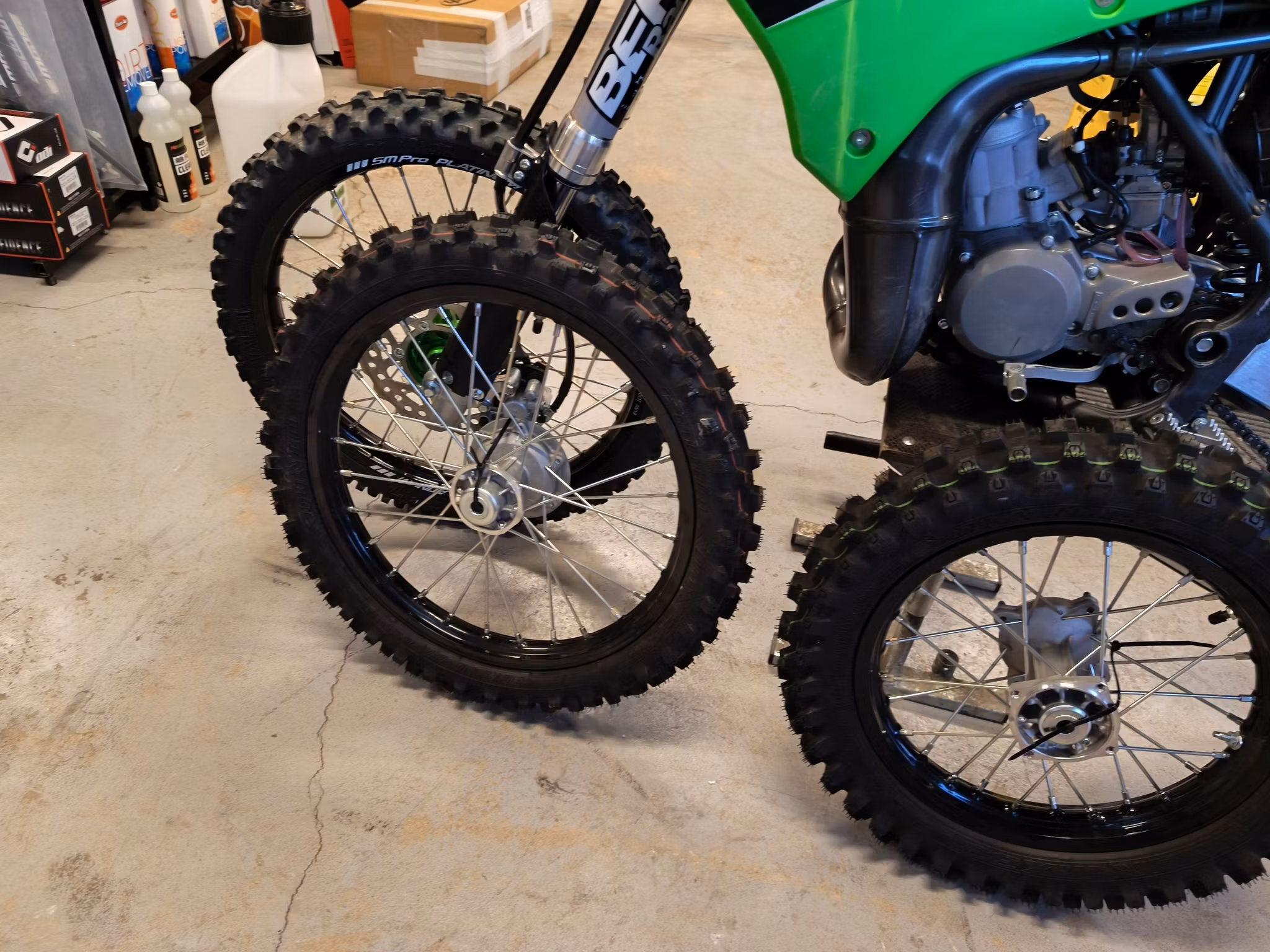 Kawasaki KX 85 2023 Låga timmar .