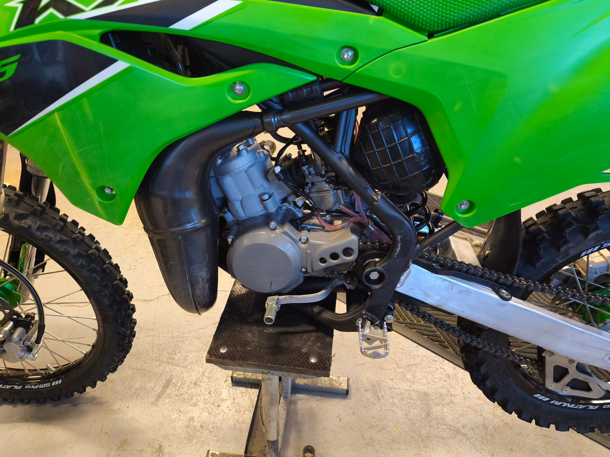 Kawasaki KX 85 2023 Låga timmar .