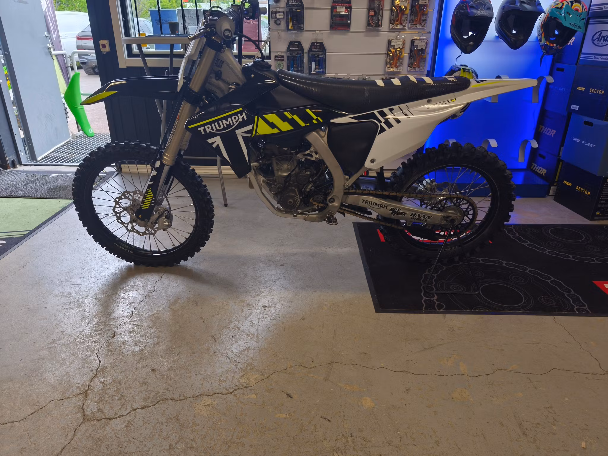 Triumph TF 250 2025