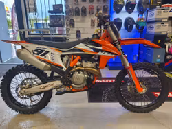 KTM 350 2022 med endast 38 timmar