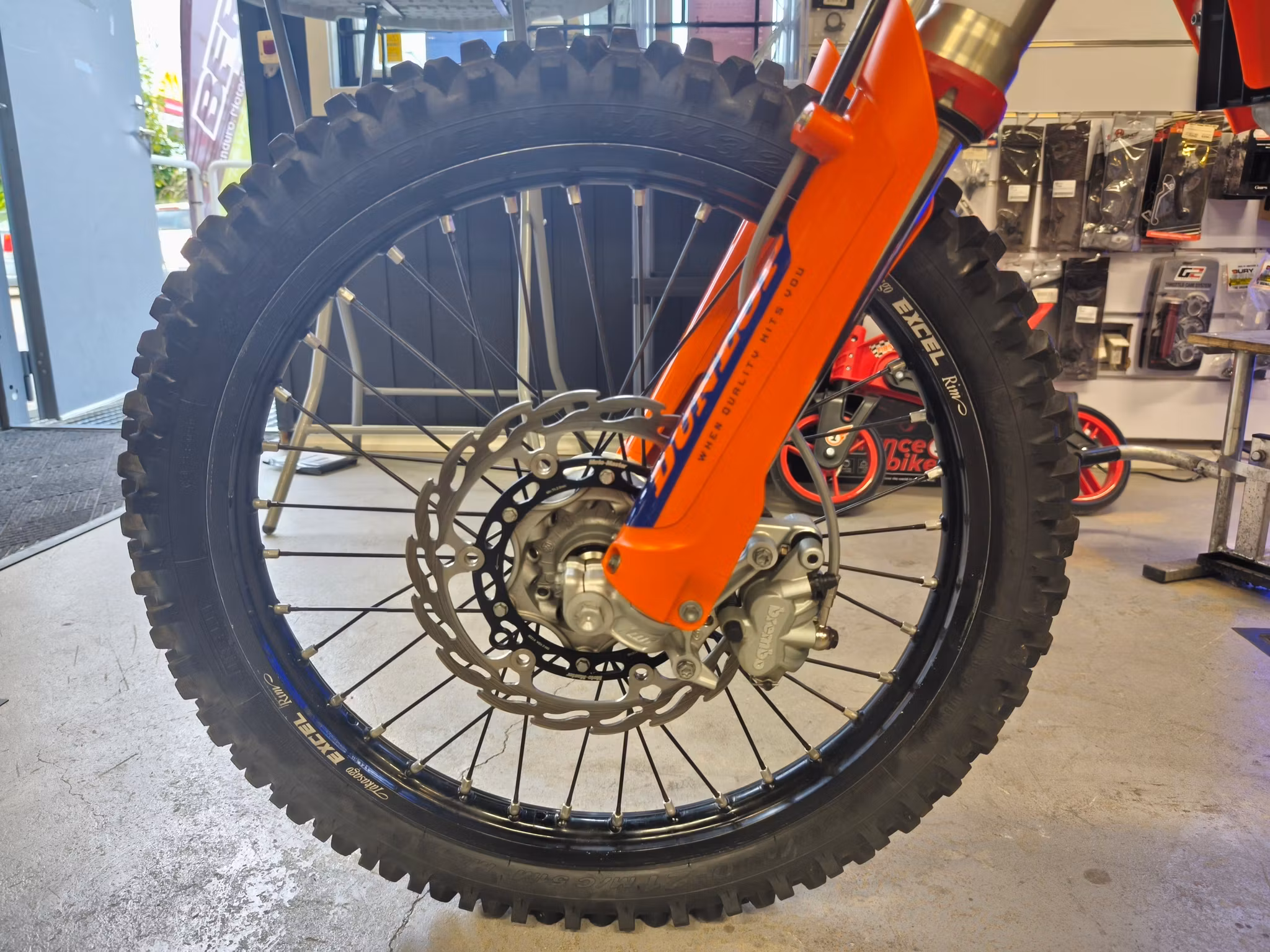 KTM 350 2022 med endast 38 timmar