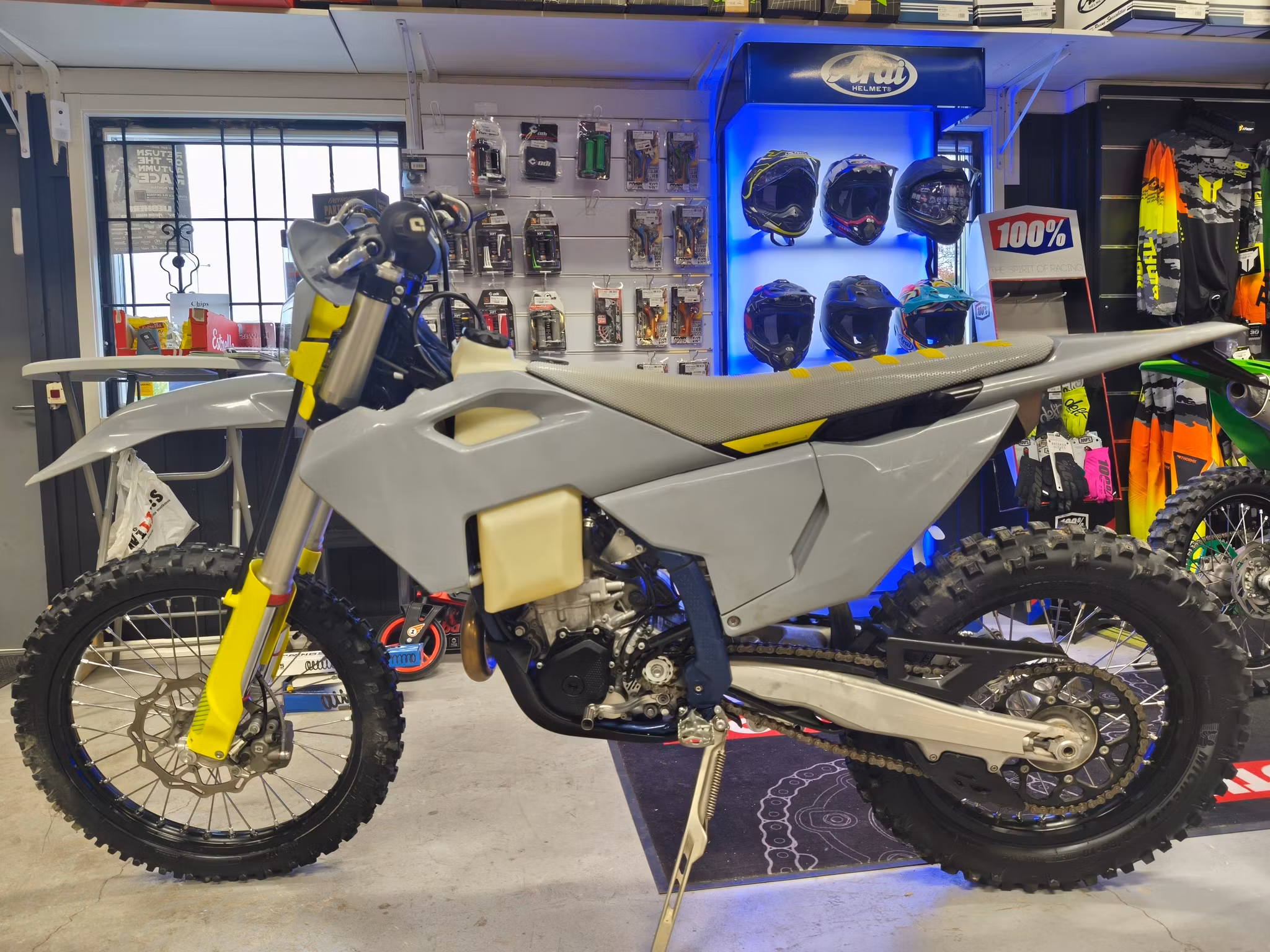 Husqvarna FE 450 Enduro 2024