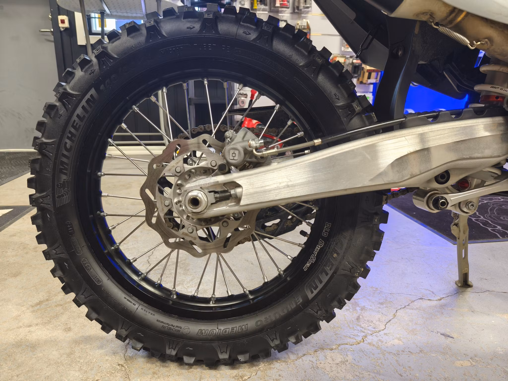 Husqvarna FE 450 Enduro 2024