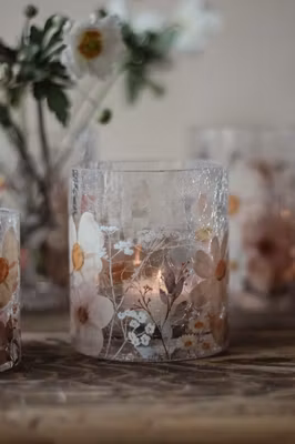 Majas Lykta Floral, mellan-storleken