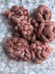 Plantefarget spinnefiber