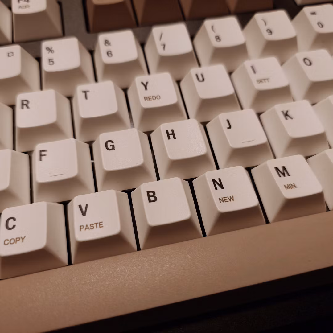 iNVINTIX White/sandbrown keycaps ISO Nor/Den