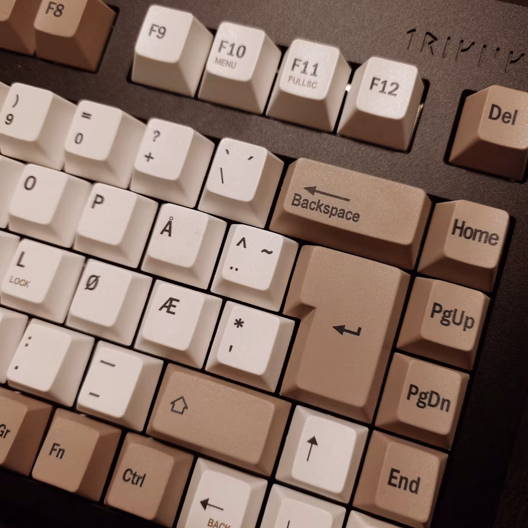 iNVINTIX White/sandbrown keycaps ISO Nor/Den