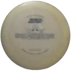 Defender Lucid (7)