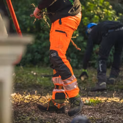 Arbortec Breatheflex Pro Hi-Vis sågskyddsbyxa Typ A – klass 1, orange