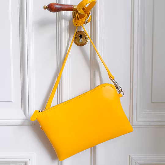 POUCH Amber Yellow