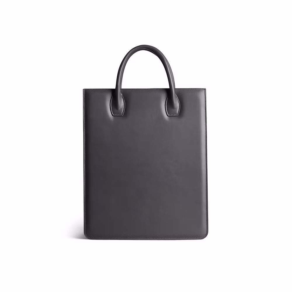 Grå Tote bag i kalvskinn, No 1 Zip, sedd framifrån
