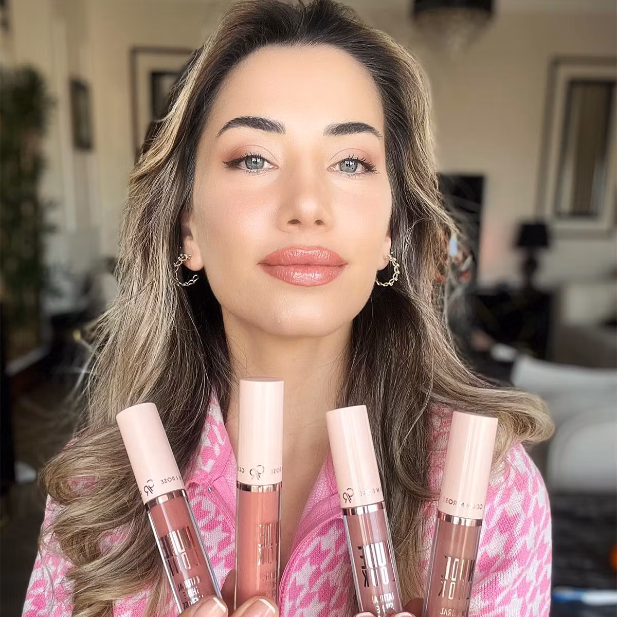 GR NUDE LOOK NATURAL SHINE LIPGLOSS