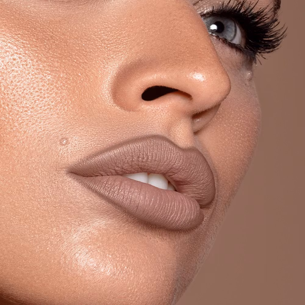 MIA MAKEUP - SWIPE LIP STYLER