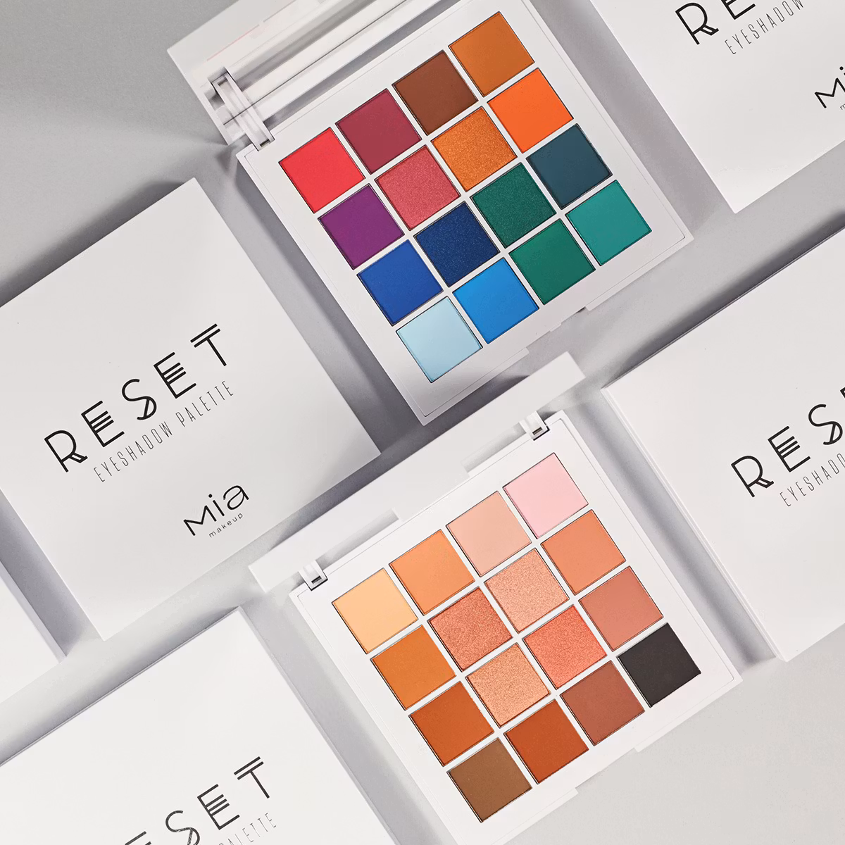 MIA MAKEUP - RESET EYESHADOW PALETTE OUTLANDISH