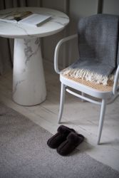 FÅRSKINNSTOFFLOR FRÅN YLLEVERKET – BRUN