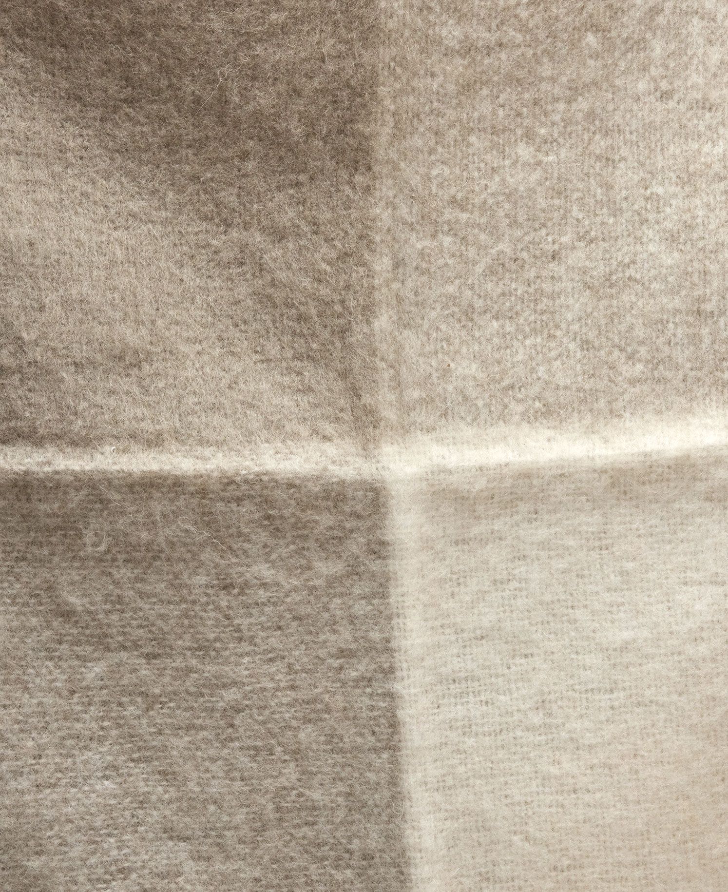 Mjuk ullpläd från Ylleverket - storruta sand
