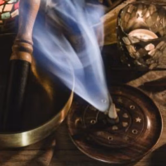 Banjara Smudge Pyramid Cones | Palo Santo