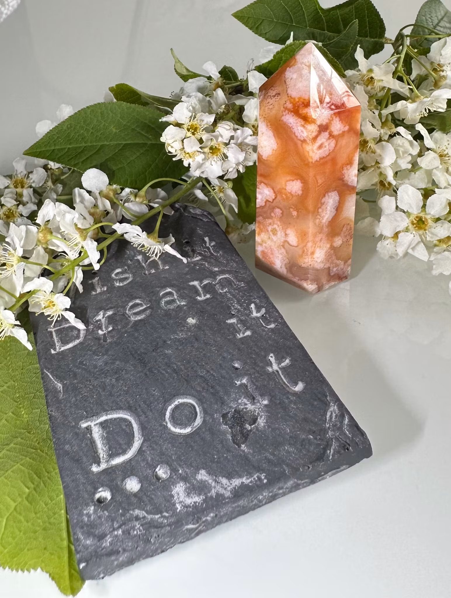 Röd Blomsteragat Torn