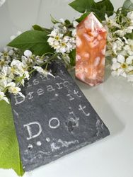 Röd Blomsteragat Torn